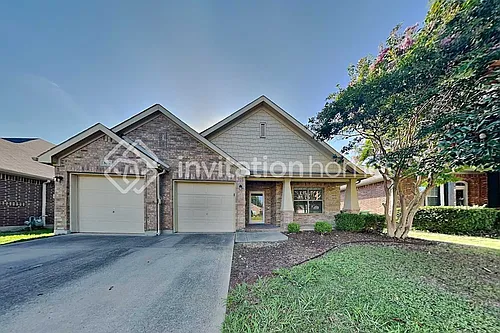 510 Maplewood Dr Photo 1