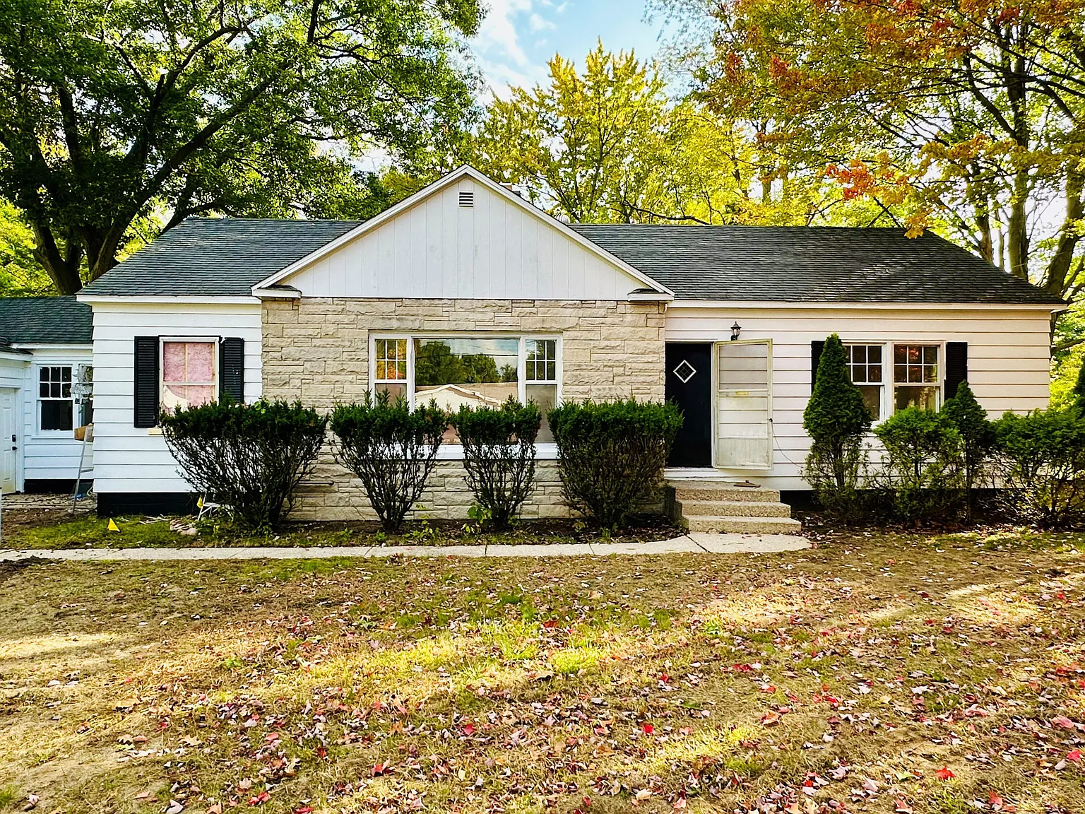 1283 W Hile Rd photo 1