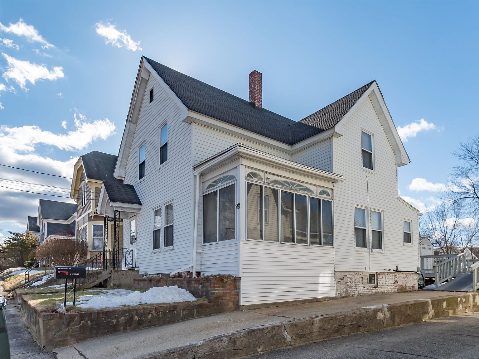 19 Dearborn Street, Manchester, NH 03103 Zillow