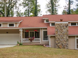 1575 Oak Creek Dr, Marietta, GA 30066