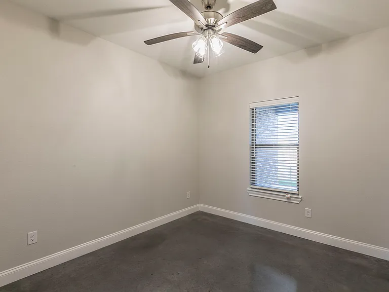 706 Grist Mill Ct #704 — Photo 14