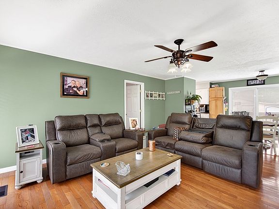 2nd image of 2912 Zeb Warren Rd