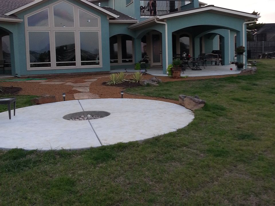 2nd image of 512 Point Royal Dr