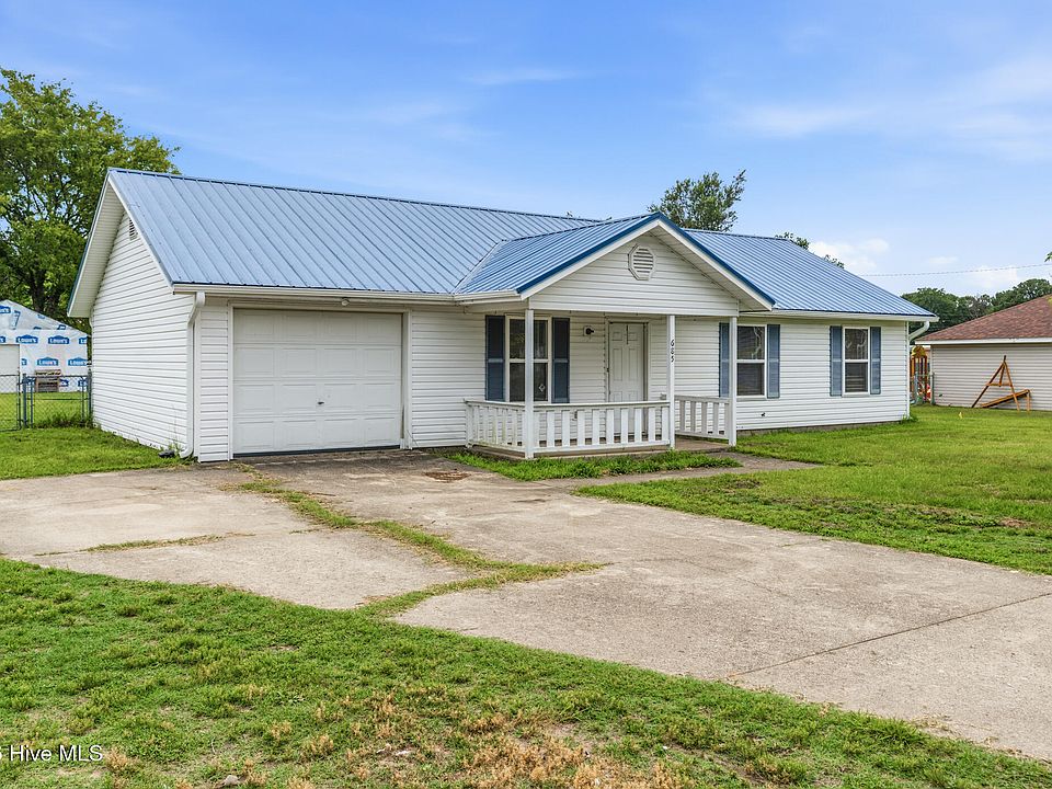1st image of 685 Old Cheraw Highway
