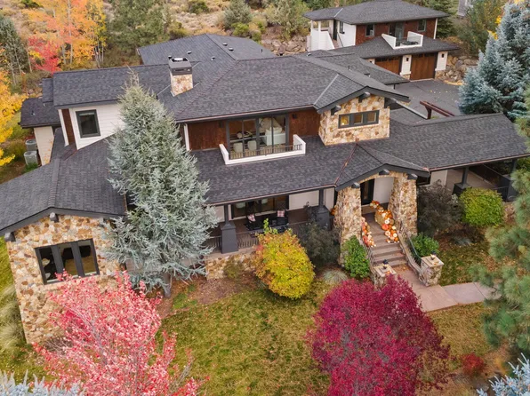 61454 Cultus Lake Ct, Bend, OR 97702