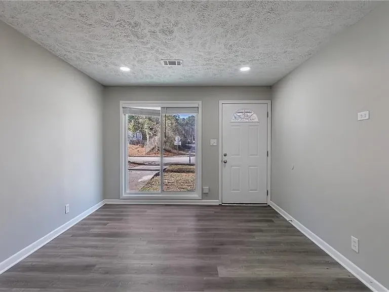 779 Amber Pl NW — Photo 17