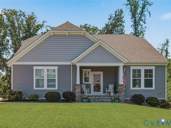 3831 Knighton Cir, Midlothian, VA 23112