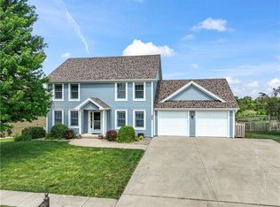 624 Liberty Rd, Smithville, MO 64089