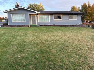 1101 Carriage Square Dr, Grandview, WA 98930