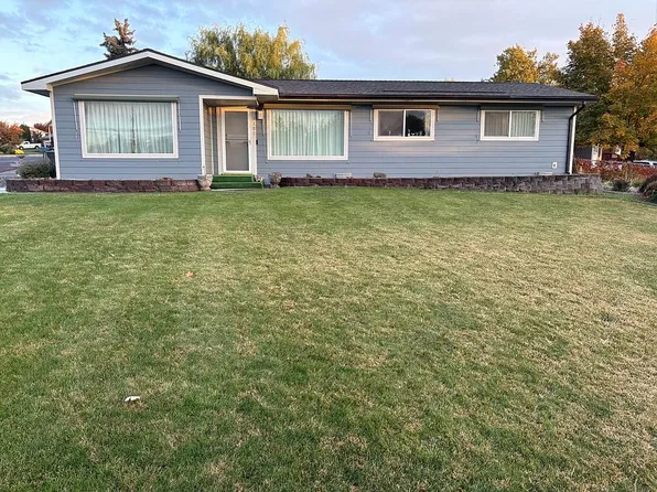 1101 Carriage Square Dr, Grandview, WA 98930