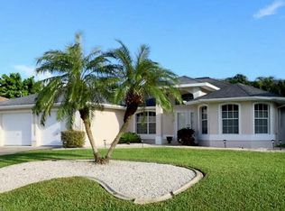 1915 SW 48th Ln, Cape Coral, FL 33914