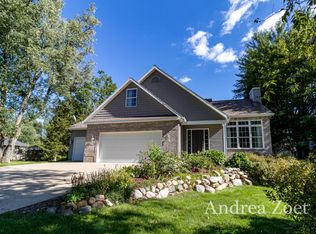 9226 Kellie Ln, Richland, MI 49083