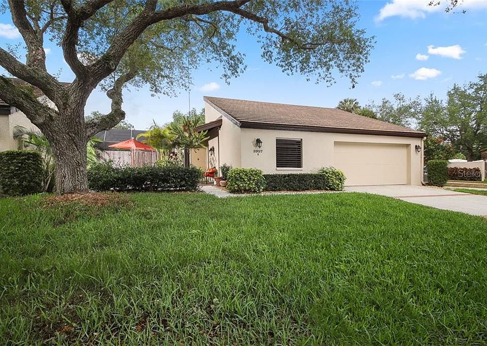 1st image of 3957 Glen Oaks Manor Dr #8