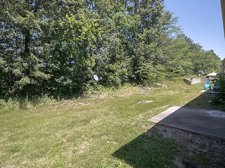1405 Greensboro Dr — Photo 31