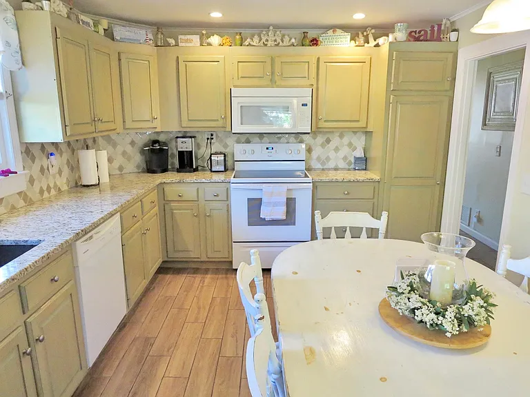 57 Columbus Ave — Photo 11