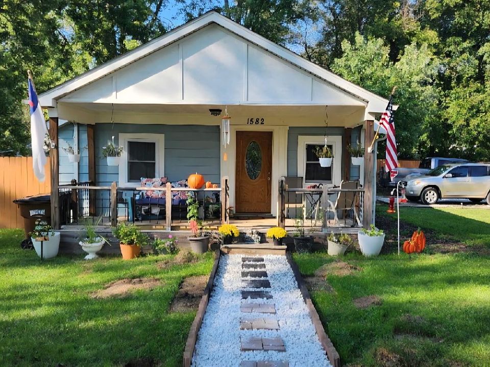 1st image of 1582 W South Line Dr