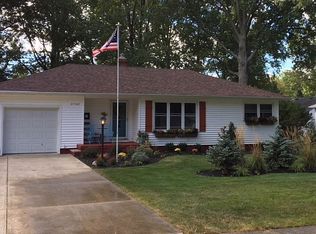 27503 Dunford Ave, Westlake, OH 44145