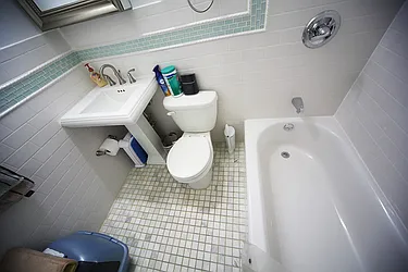 Rented by Metropolitan Realty