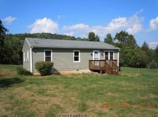 20 Rocky Ledge Ln, Sperryville, VA 22740