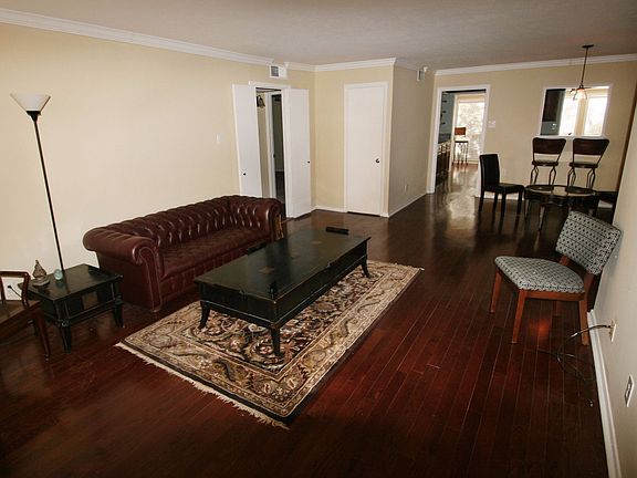 2nd image of 7708 Royal Ln #104