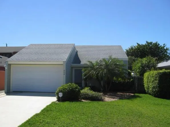 604 102nd Ave N, Naples, FL 34108