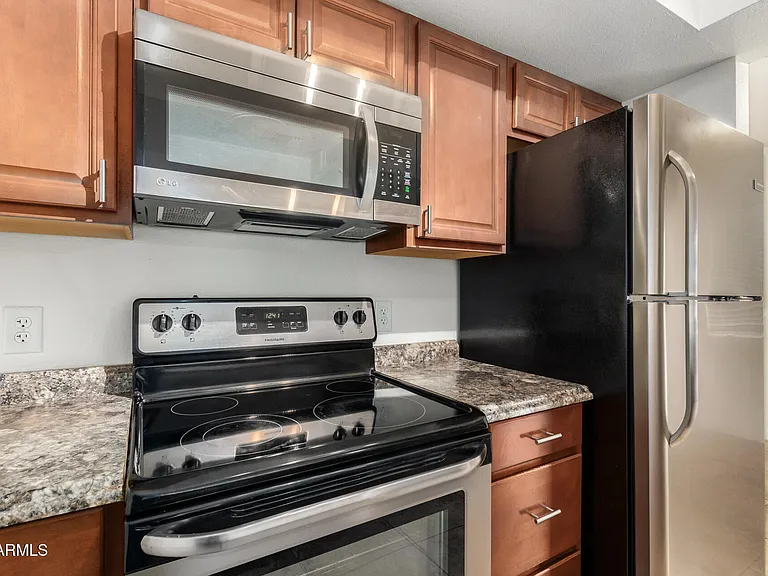 616 S Hardy Dr #131 — Photo 10