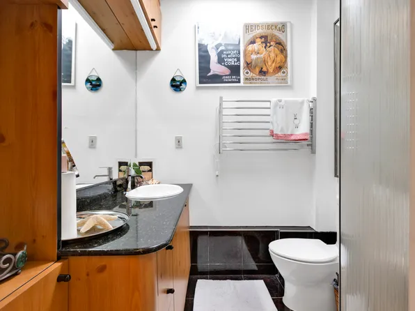 82 West End Avenue image 30 of 54