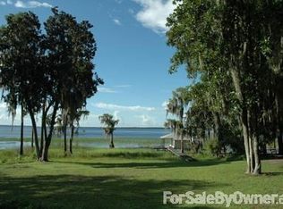 6414 Latchstring Ln, Melrose, FL 32666