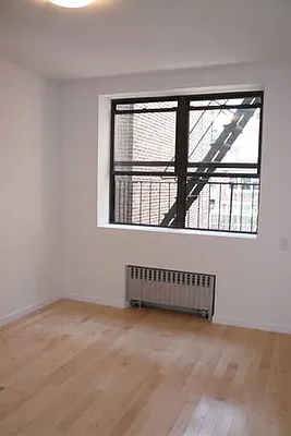 Rented by Green Line Realty | media 4