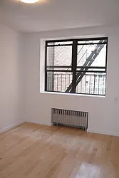 Rented by Green Line Realty