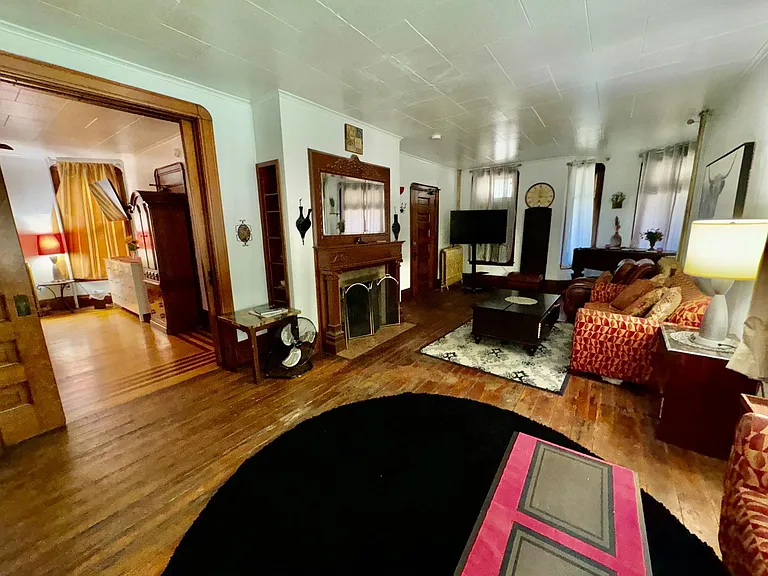 1464 Minnehaha Ave W — Photo 55