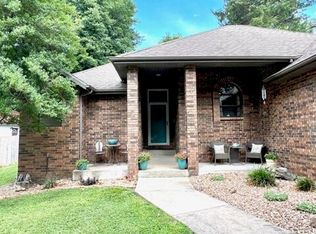 2411 S Wallis Smith Blvd, Springfield, MO 65804