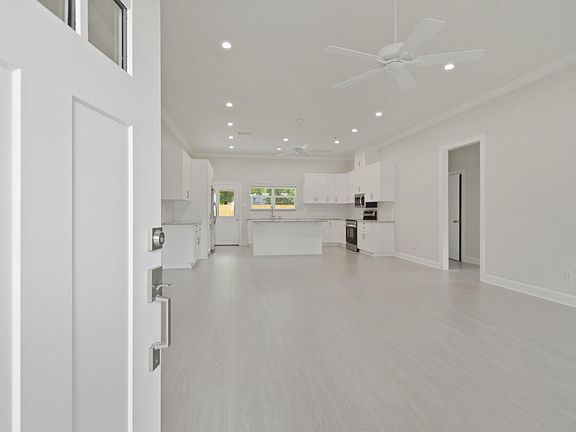 2nd image of 3418 Shadowcrest Lane The