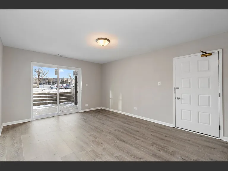 1484 Stonebridge Cir #B4 — Photo 8