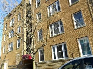 91 Edgewater Pl #2, Edgewater, NJ 07020