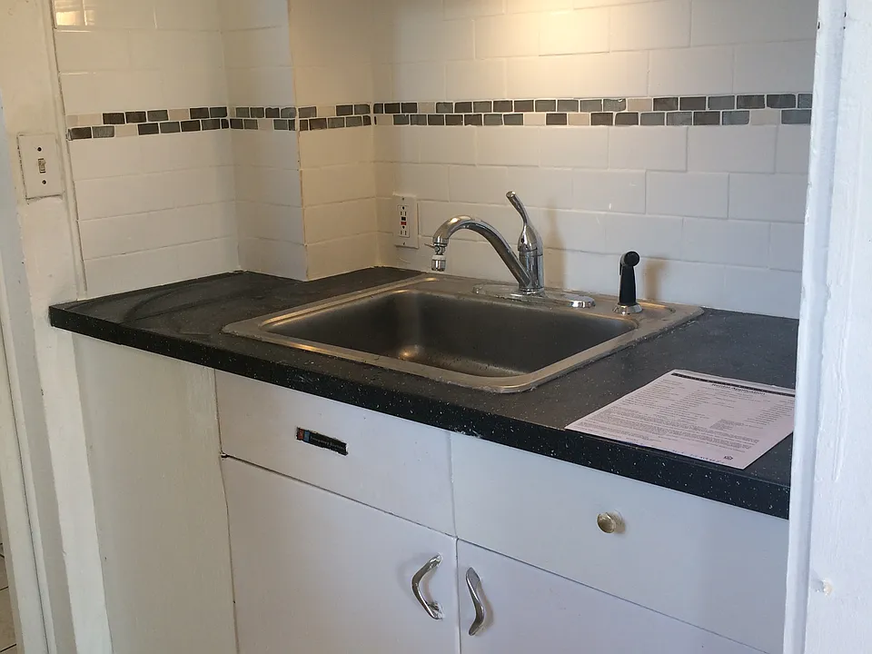 38 Gordon St #3