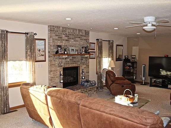 5th image of 8800 Cornell Ct