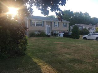 40 Brookwood Rd, South Kingstown, RI 02879