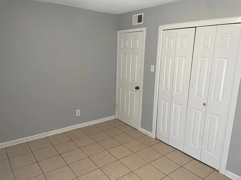 4303 Arehart Dr — Photo 14