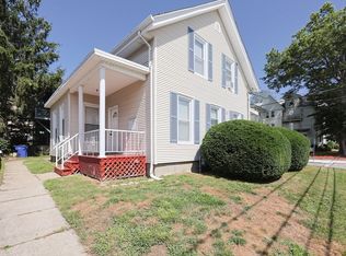 104 Grove St, Fall River, MA 02720