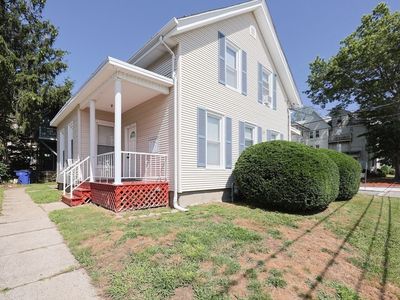 104 Grove St, Fall River, MA, 02720