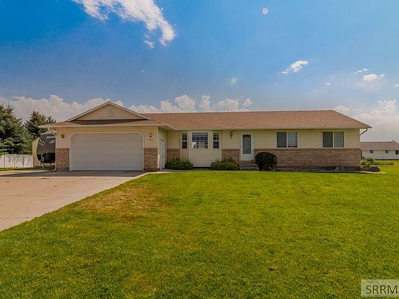 2nd image of 4338 E Mirinda Ln