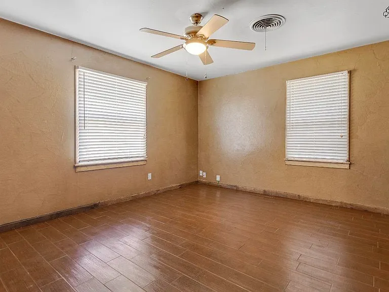 3406 Arthur St — Photo 4