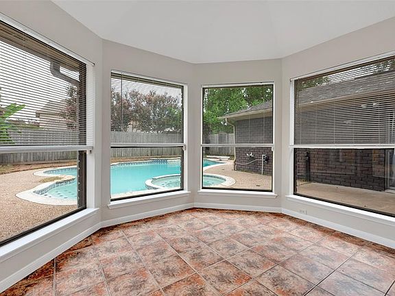 5th image of 15223 La Paloma Dr