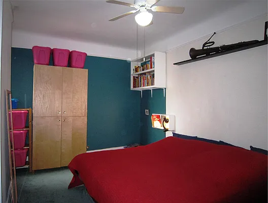 Sold by Douglas Elliman | media 31