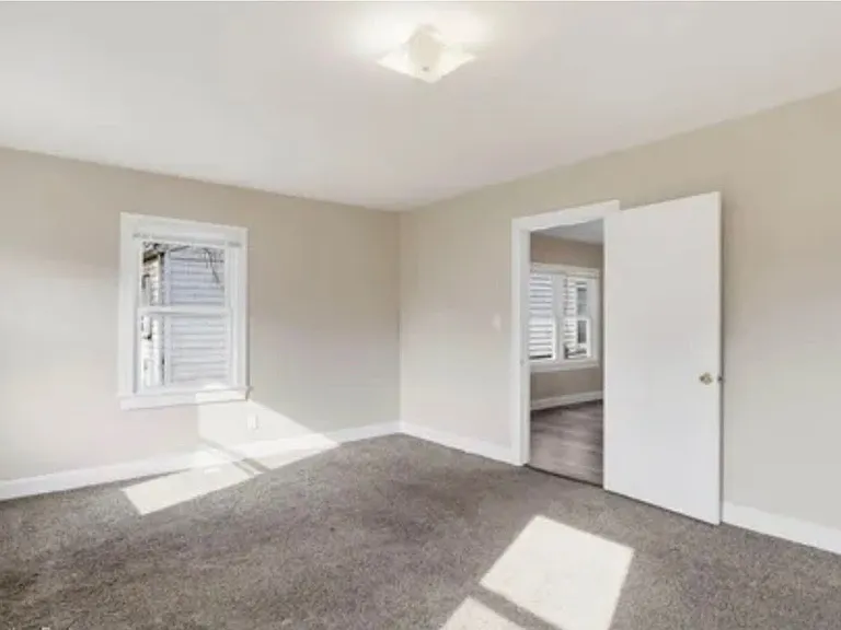 2707 Montana Ave — Photo 8
