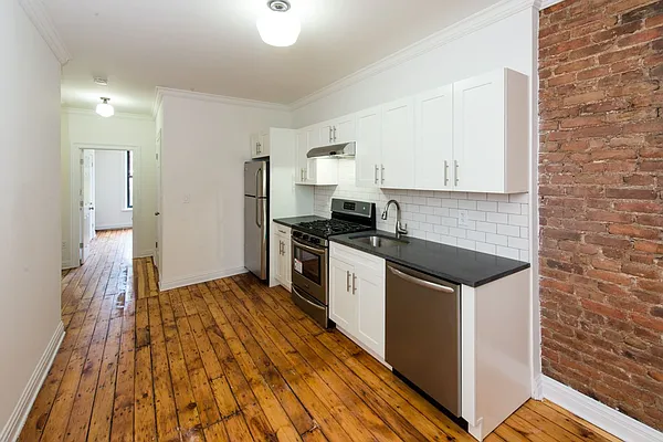 Rented by Donawald Realty INC | media 24