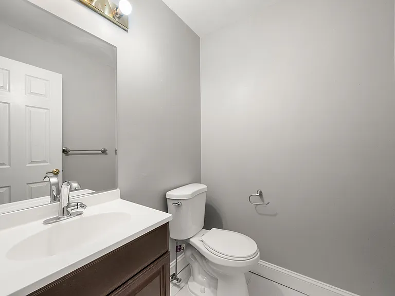 403 Dogwood Ct #403 — Photo 17