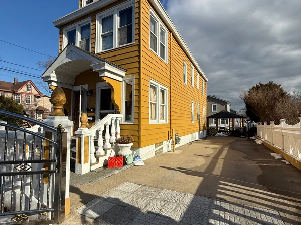 61 Grove St Floor 1, Lodi, NJ 07644