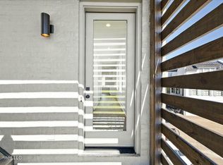 253 N Natchez Dr #201, Madison, MS 39110